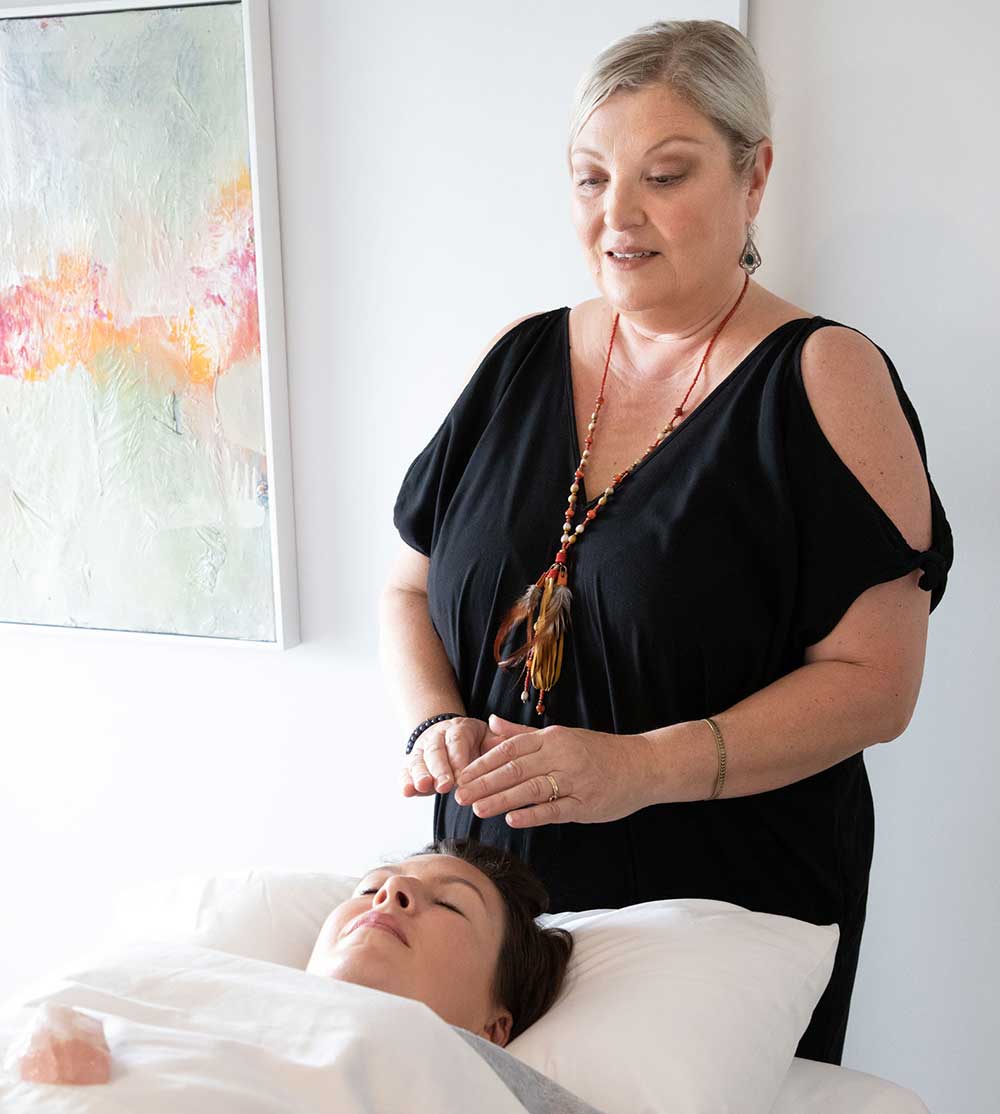 Reiki healing with Annette